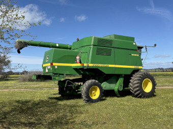 1999 John Deere 9610 Maximizer Header 