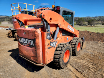 2020 Kubota SSV75 Skid Steer Loader