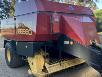 New Holland BB960