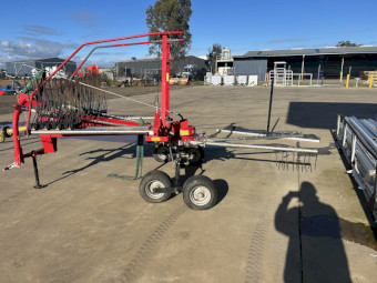 2009 Massey Ferguson Single Rotor Rake