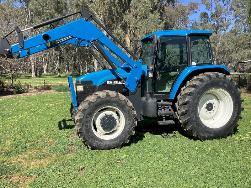 New Holland 8360 with FEL