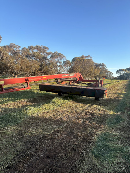2016 DC 163 Case Mower Conditioner 