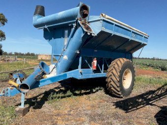 2001 Finch Chaser Bin