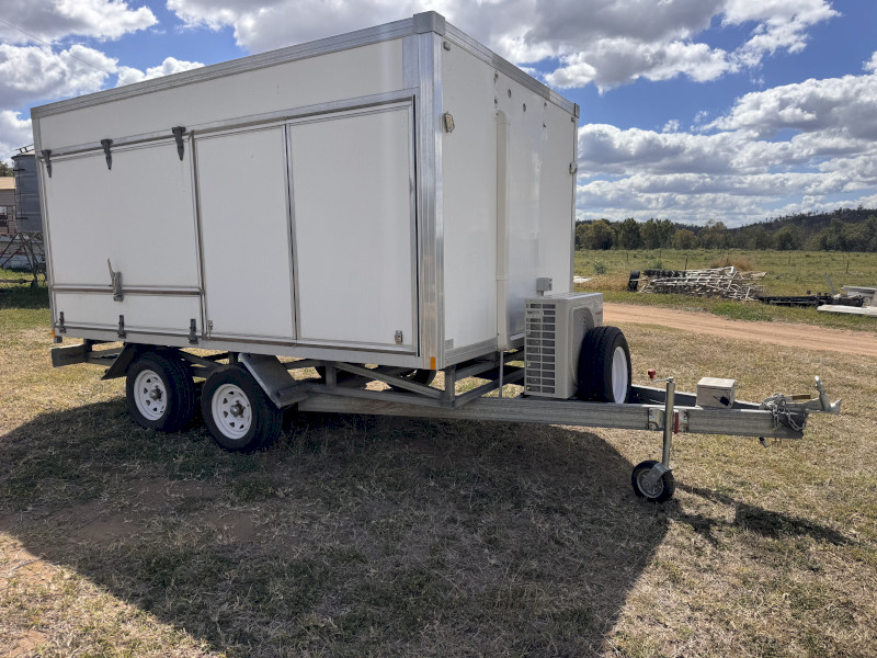 2025 STR Insulated Cooler / Delivery Trailer – 3.5T Tandem Axle