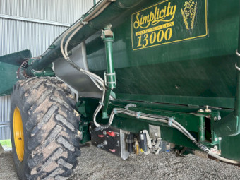 2014 Simplicity 13000L Air Seeder