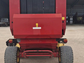 New Holland BR740 Round Baler