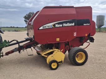 New Holland BR740 Round Baler