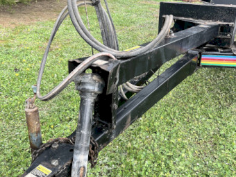 MacDon 3020 Windrower