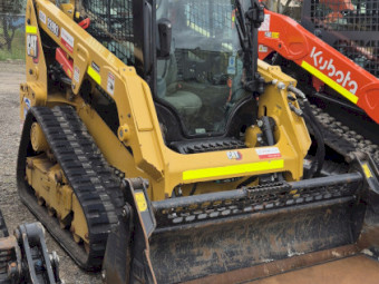 2023 CAT 239D3 Positrack Loader with 4 in 1 Bucket
