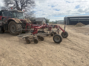 Massey Ferguson Hay Rake