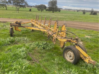 Mobilco Bamford One Way Hay Rakes