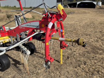 Pottinger Top 342 Hay Rake