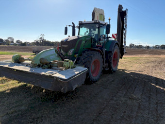 2019 Fendt 828 Vario and Claas Triple mowers