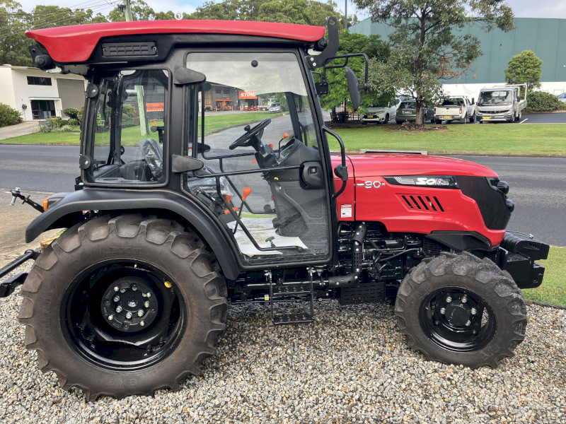 SOLIS N90 Narrow 90 HP Cab Tractor