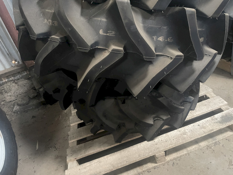 Tiron Tyres 14.9-28 x 4