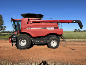 2011 Case IH 7088 Header