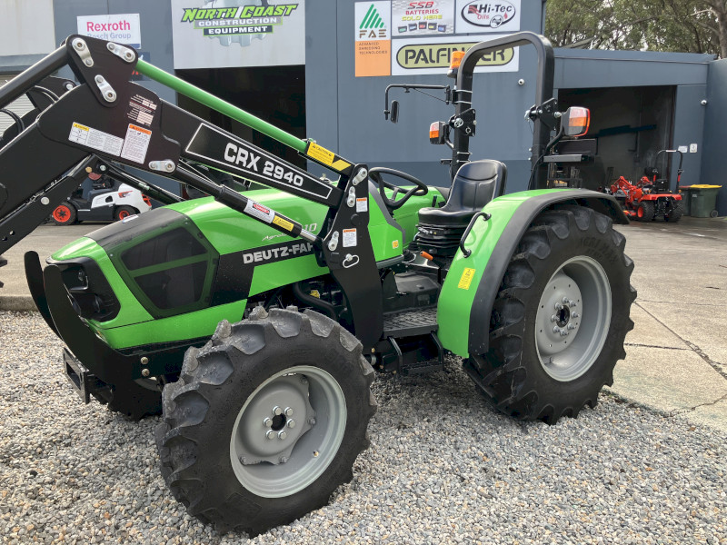 Deutz Fahr Agrolux 310 Tractor with Loader