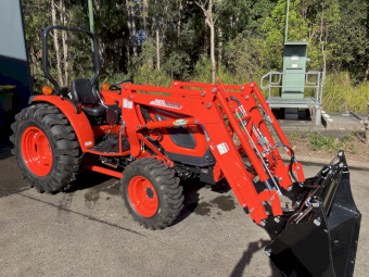 2026 Kioti DK4810 HST Tractor with Loader