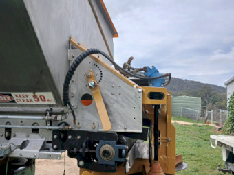 Stainless Steel Spreader