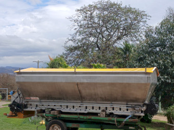 Stainless Steel Spreader