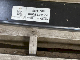 Challenge Pallet Forks Essential Series 125MCPF 2500kg 1040mm Spikes AUS Hitch