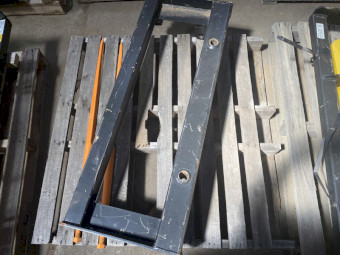 Challenge Bale Spikes Essential Series E-120RBS C1 2 x 1100mm Tines