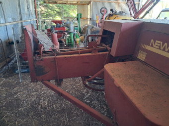 New Holland 568 small square baler