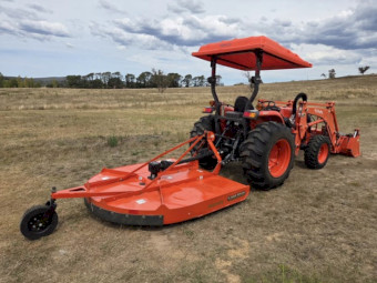 2025 Kubota MX5200 HST Tractor & Attachments