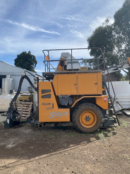 Grape Harvester & Weeder