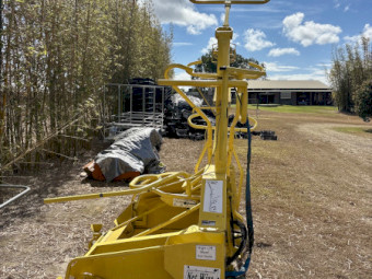 Crendon Machinery NetWizz Hi-Lift Mast Netting Machine