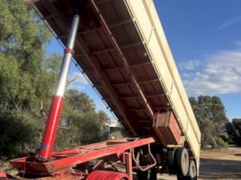 Lusty 30ft Bogie Axle Tipper Trailer (3 in 1 convertible)