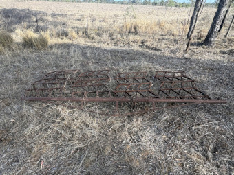 Drag Harrows
