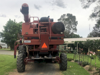 2000 Case IH 2344 Header with Front