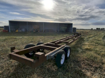 Comb trailer