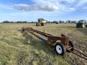 Comb trailer