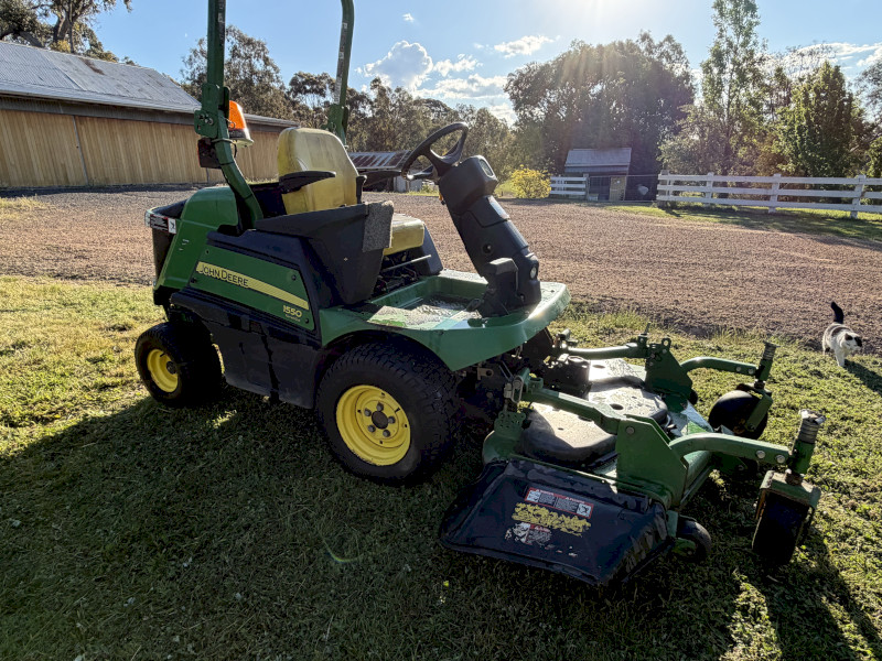 2016 John Deere 1550 Front deck 60