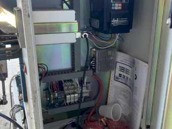 Grain bagging machine