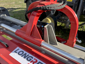 Longreach Equipment  VMA240