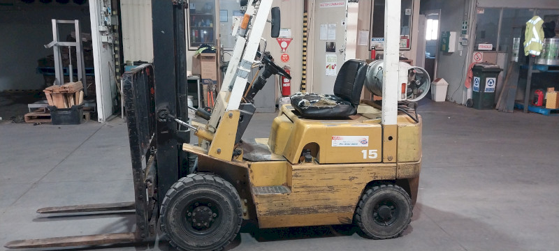 1999 Nissan PJ15U Forklift