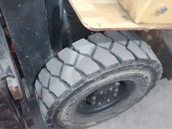 1999 Nissan PJ15U Forklift
