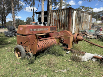 Massey Ferguson Small Baller