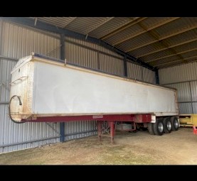 WANTED Tri Axle Tipper