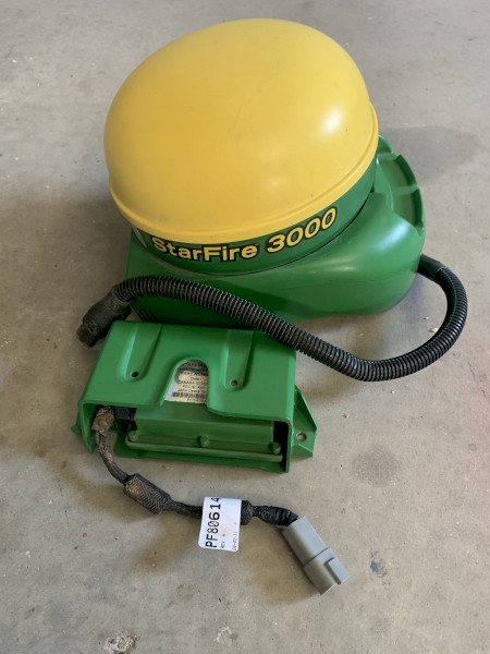 John Deere 3000 receiver with RTK