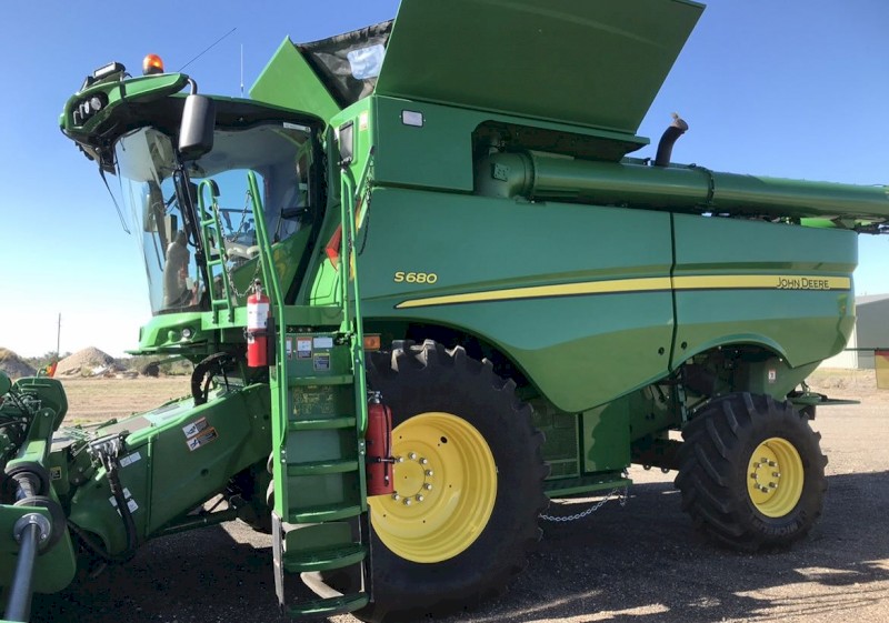 2015 John Deere S680
