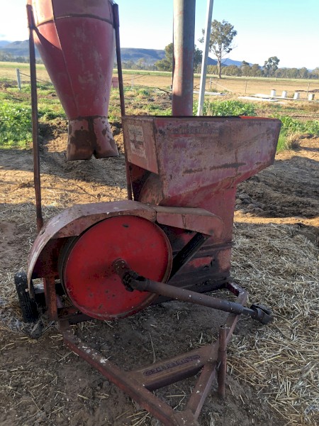 Gibbs hammer mill