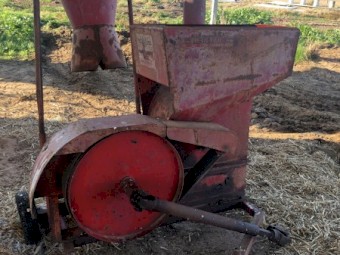 Gibbs hammer mill