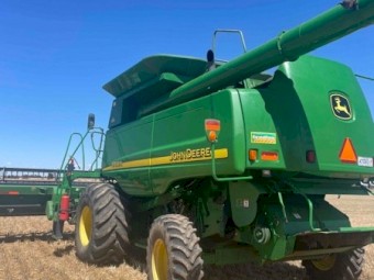 John Deere 9750STS Header with Front & Trailer