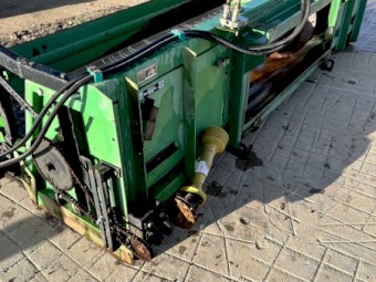 12ft Smale Pickup Front