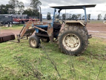 Ford 6600 Loader Tractor