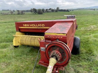 New Holland 417 